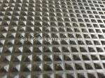 Diamond and pyramid textured rubber car matting anti - skidding garage