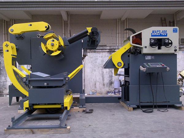 CE Decoiler Straightener Feeder , NC Servo Feeder Plastic Sheet Die Auto