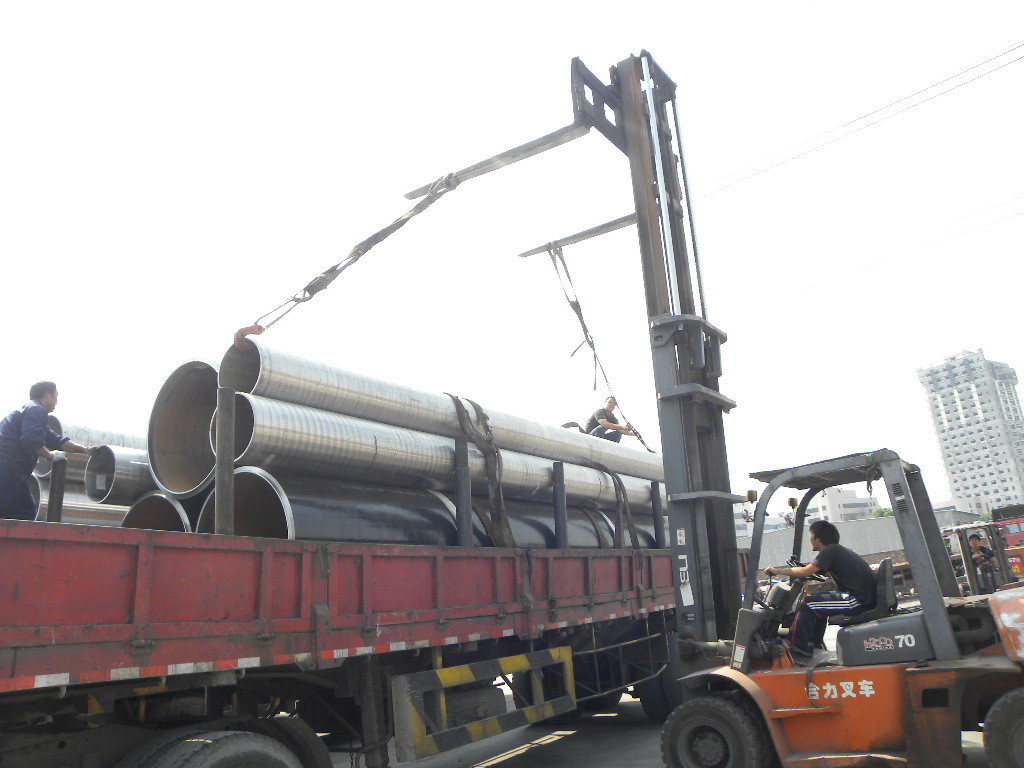 Durable Alloy Steel Seamless Boiler Tube 52'' For High Temperature Service