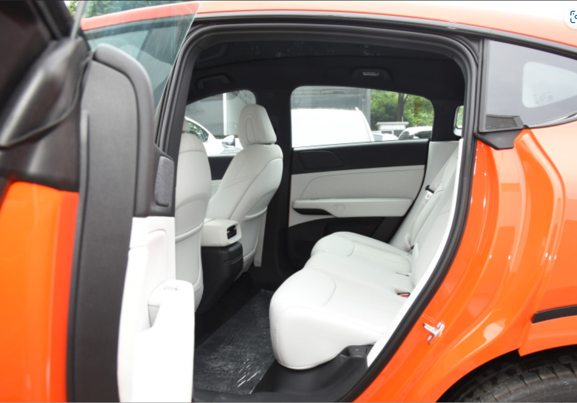 XPENG G6 2023 5 Door 5 Seats SUV Crossover Pure Electric Mid-Size SUV