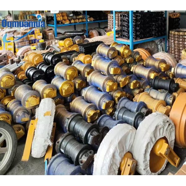 SK200-8 PC200 E320 EC210 D6D D85 Excavator Track Roller Bulldozer Front Idler / Track Roller And Lower Roller