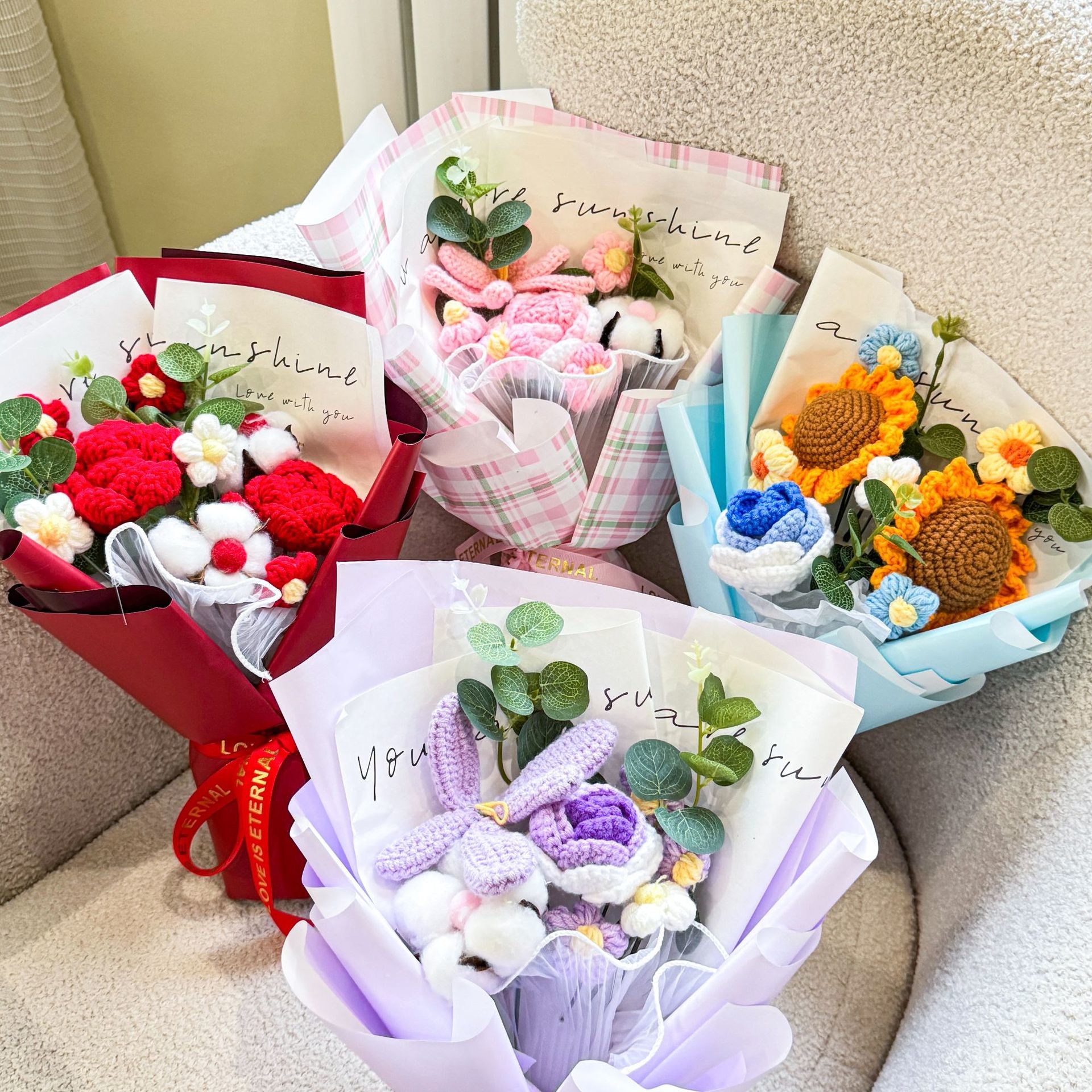 520 Mother's Day Bouquet Woolen Knitted Handmade Flowers for Graduation Season