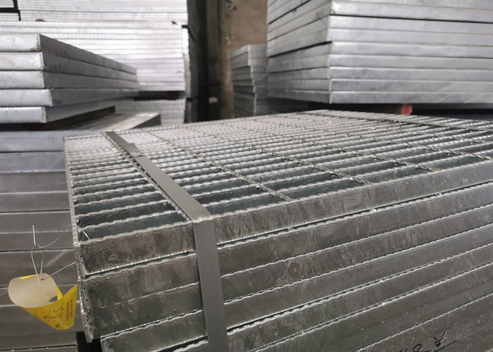 Q195 Hot Dip Galvanised Drain Grate