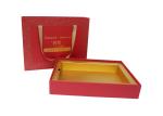 Red Corrugated Packaging Box , Gift Box With Ribbon Handle 40x33x11cm