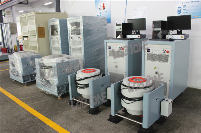 3-Axis Vibration Testing Machine With Head Expander And Vibration Controller