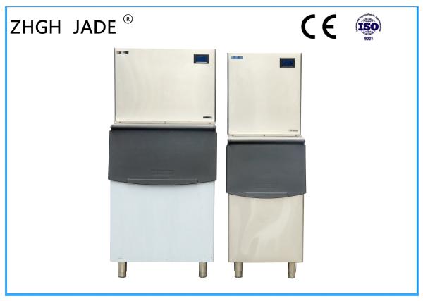 Quality 560 * 820 * 1710MM Medium Size Automatic Ice Cube Machine Air / Water Cooling Mode for sale