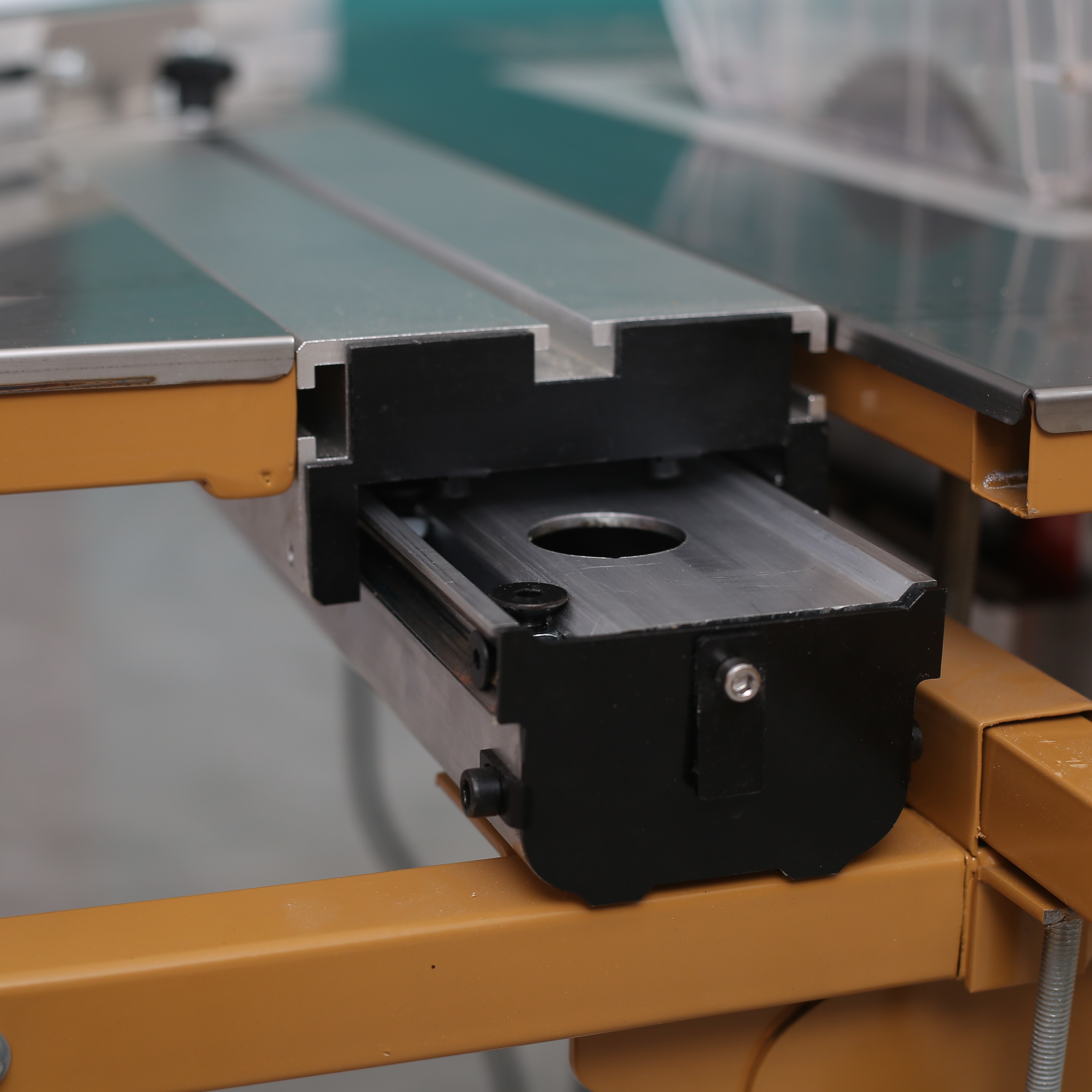 4500r/Min To 13000r/Min Sliding Table Saw Machine With Foldable Double Rail