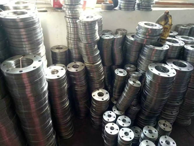FF / RF / RTJ ASTM A105 / A105N NACE0175-03 , BLIND / SO / WN / STEEL FLANGE Size 1/2'-24'