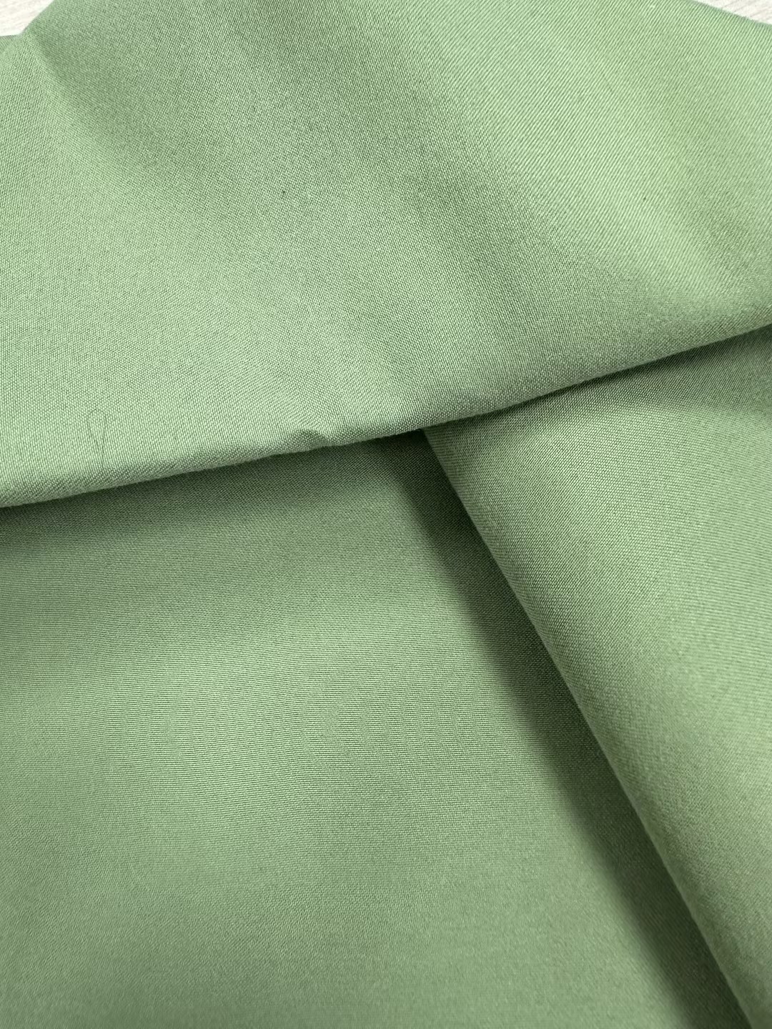 75D*150D 100%P 120GSM Green 57/58"