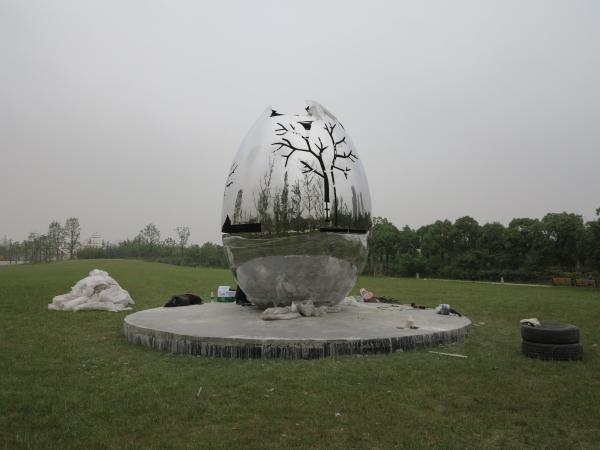 Buy cheap Highly Polished Stainless Steel Sculpture , Modern Stainless Steel Statue from wholesalers