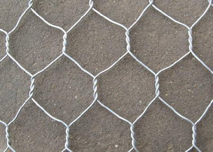 19mm Poultry Wire Mesh Fence , 50mm Hole Hex Wire Fencing
