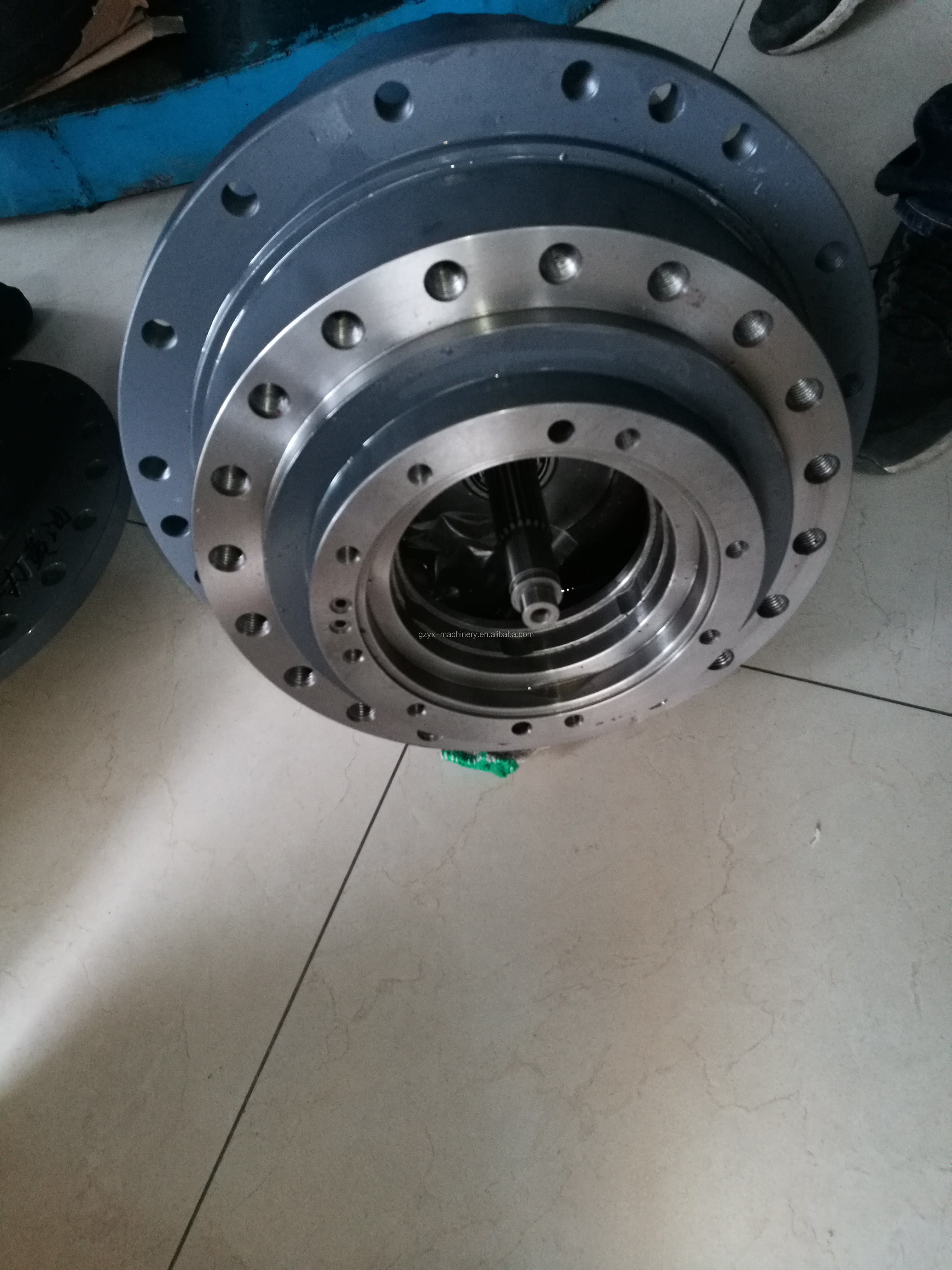 135 Sany Excavator Spare Parts Travel Device Excavator With 15 Holes