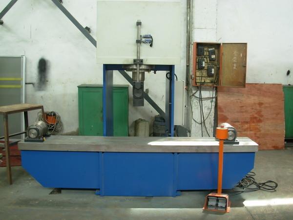 Buy cheap Street Light Pole Straightening Machine 63T Hydraulic Press Machine from wholesalers