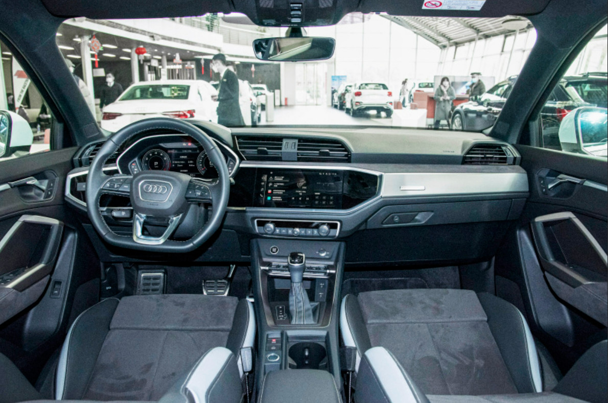 AUDI Q3 2023 year 45TFSI quattro shishang donggan version Compact SUV
