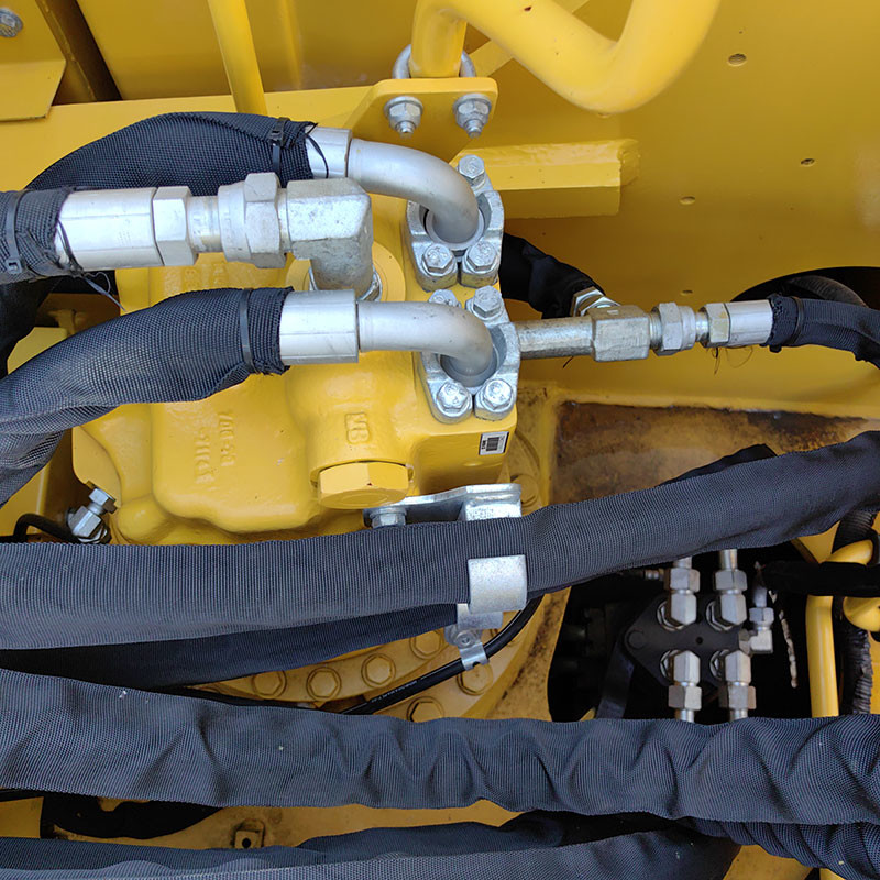Used Komatsu PC240 hydraulic Excavator original Engine 400L Large Fuel Tank Quality Guaranteed