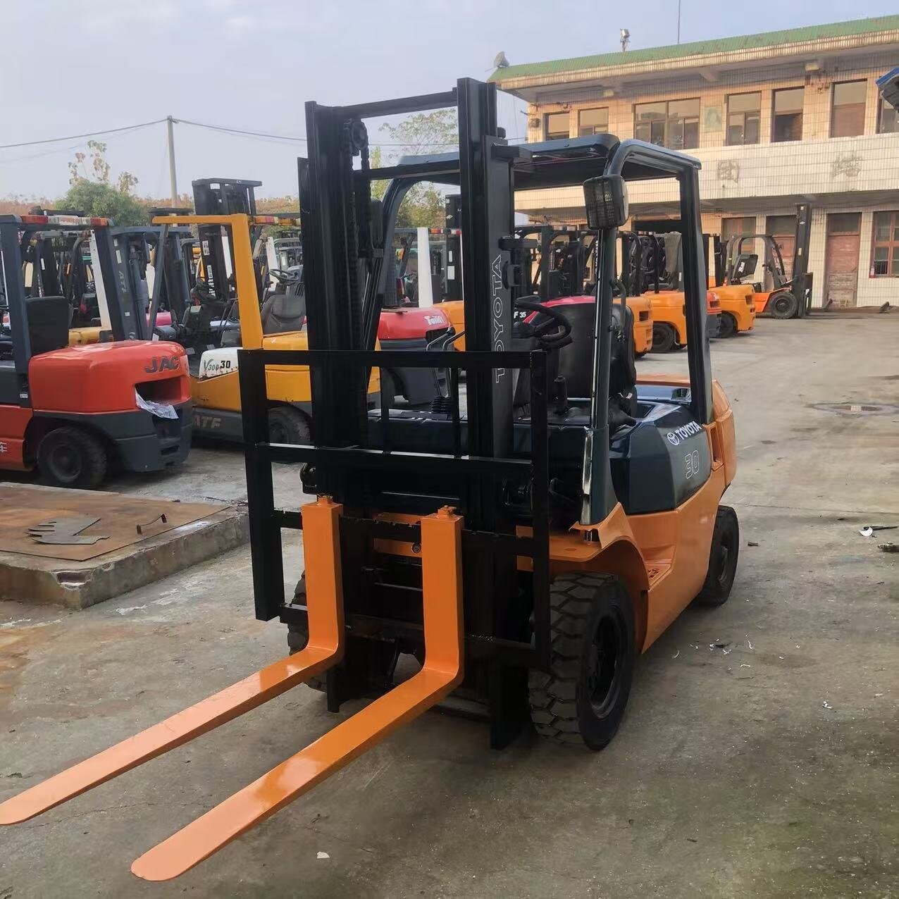 Toyota Diesel Forklift 3 Ton Loading Machine 3 Meters Standard Stage Toyota Machine