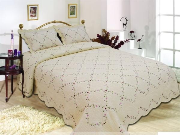 Buy cheap Multi Bedcover Sizes Embroidery Quilt Kits With Silky Comfortable Touch from wholesalers
