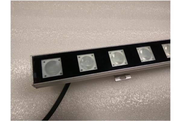 Buy cheap High Bright 1000mmx44mmx82mm RGB LED Wall Washer Lights 24W , ROHS from wholesalers