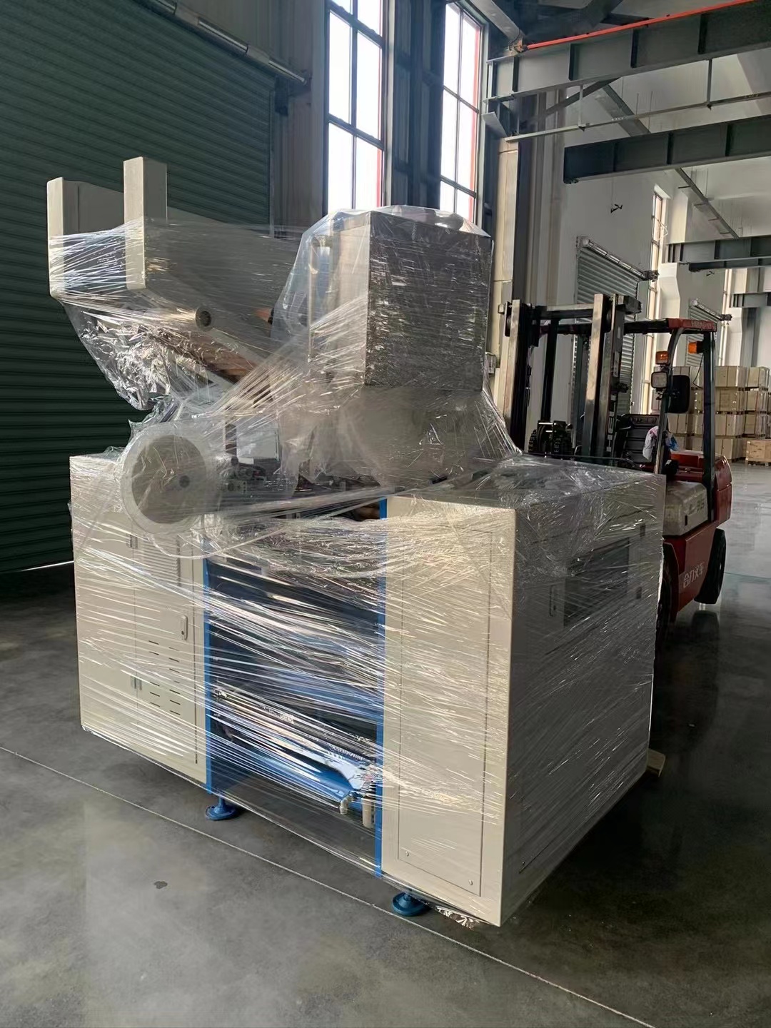 2600*2100*1500 Metal Blade Automatic Saw Blade Fixing Machine For Aluminum Foil Box