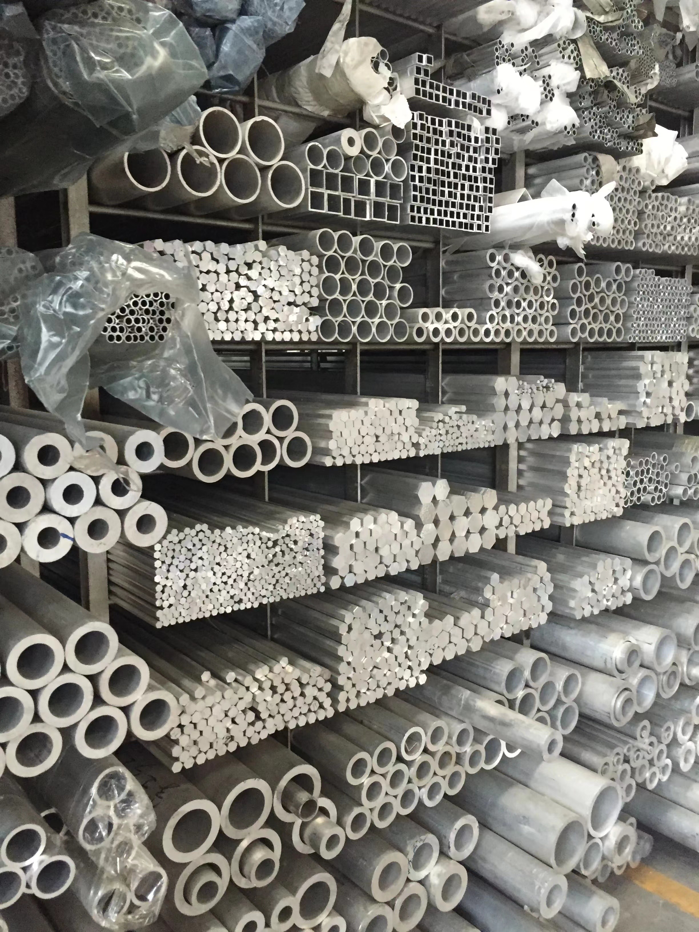Aluminum Billets 6063 Mill Finish Aluminum Billets 6063 Price Per Kilogram Aluminum Round Bar