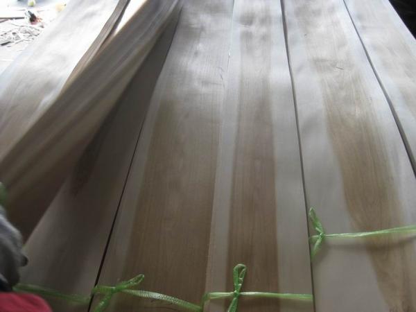 Buy cheap Sliced Natural Discoloration Birch Wood Veneer Sheet from wholesalers