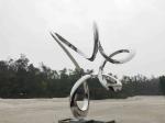 Metal Decoration Modern Abstract Sculpture Large Steel 3m Height Corrosion