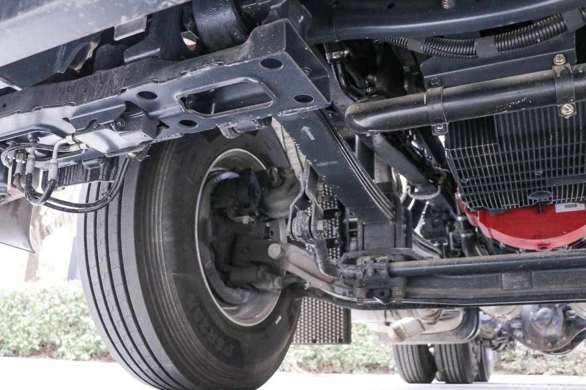 SAIC Hongyan Jieshi H6 6X4 New Energy EV Heavy Truck 89km/h
