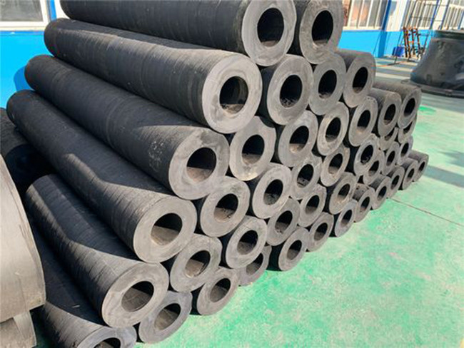 NR Cylindrical Marine Fenders Durable Energy Absorption Pianc 600x1200 Rubber