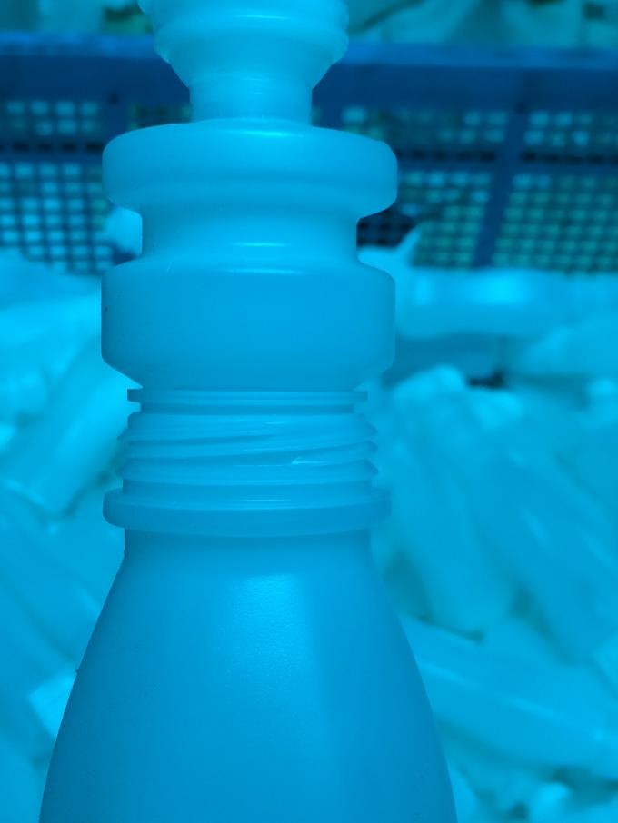 Multi Cavities Plastic Bottle Blow Molding Machine
