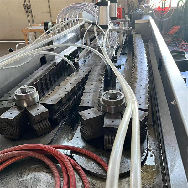 Plastic Pipe Extruder HDPE Corrugated Pipe Making Machine Extrusion Line