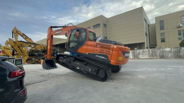 Buy cheap Original Korea Doosan DX225LCA Used Excavator Equipment Crawler type from wholesalers