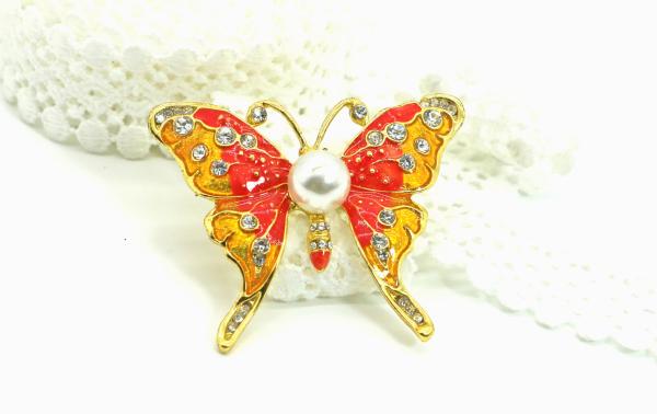 Buy cheap Red Butterfly Fashion Brooch Pin Inlaid Diamond For Clothing ODM from wholesalers