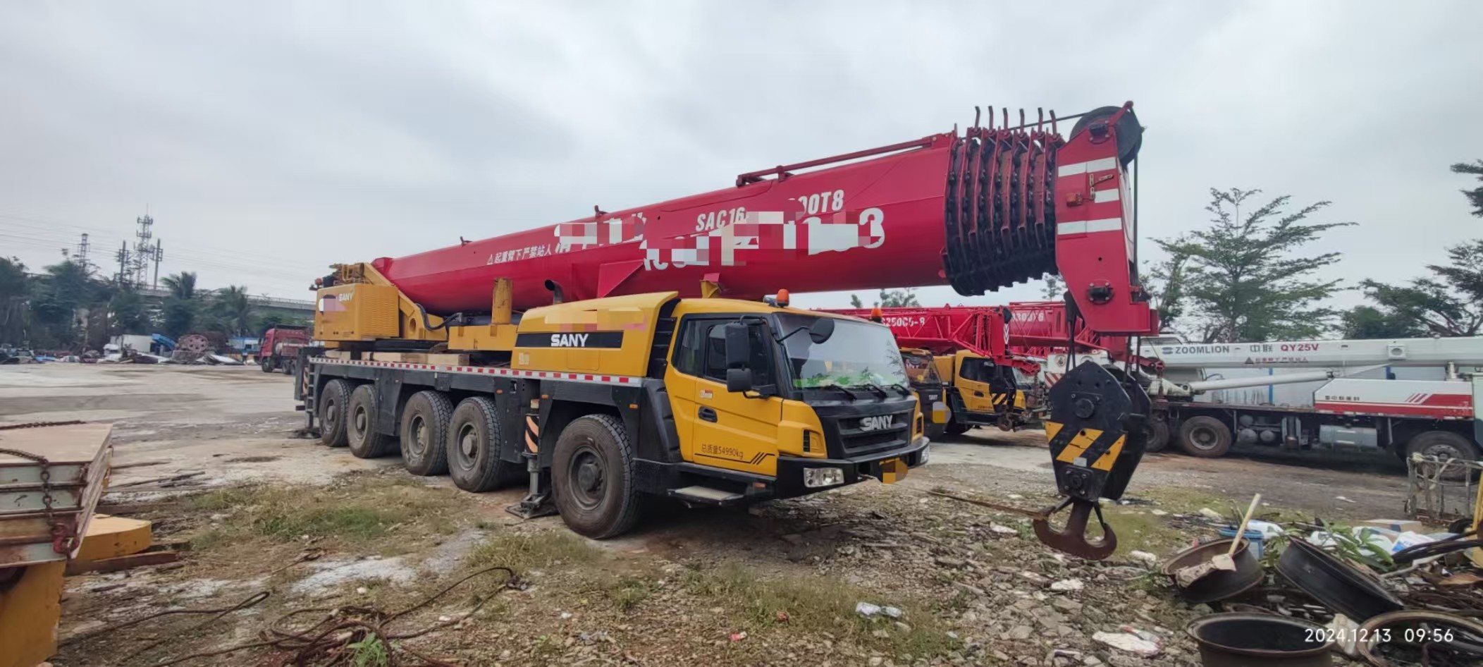 STC1600T8 160ton Lifting Capacity Hoist Crane Truck Crane with 18m Jib Length and Max Working Height of 85.5 meters