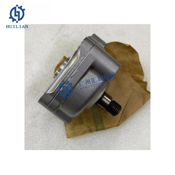 Oil Pump 16851-35012 16851-35010 for Ku-bota Engine D722 D782 D902 DF752 DF972