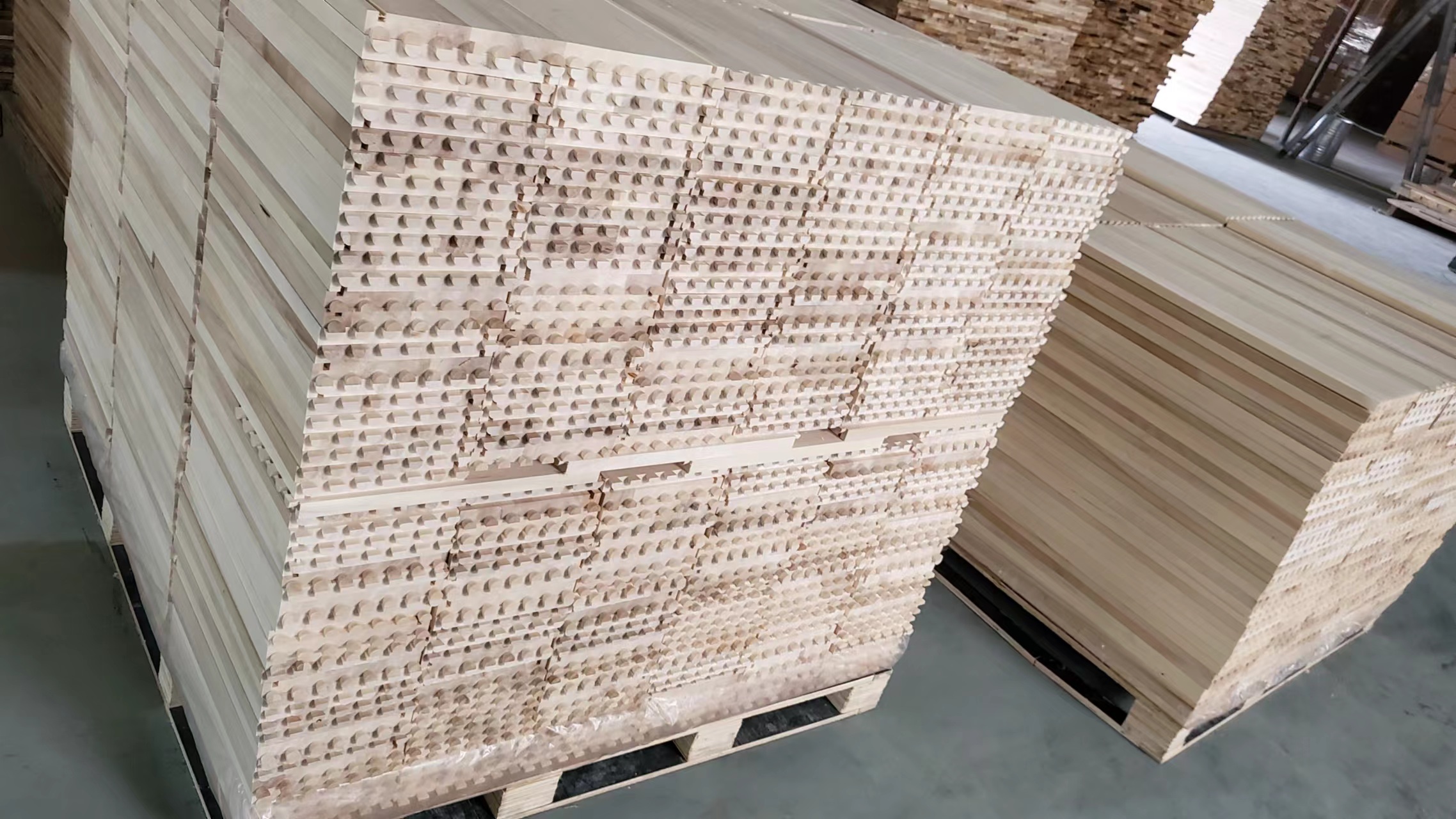 Strong and Lightweight Dovetail Drawer Board with Paulownia Poplar Pine Wood Panel