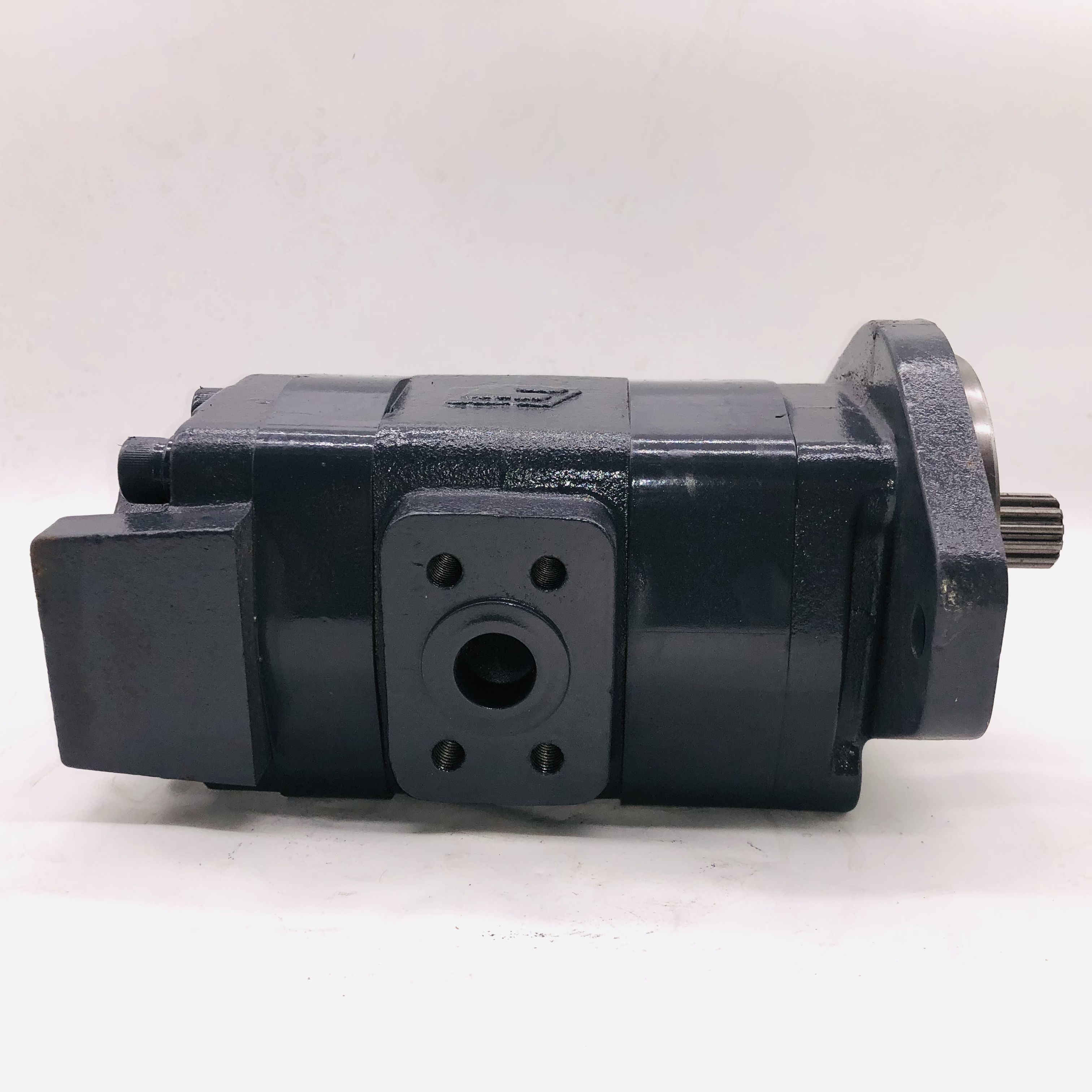 Excavator Hydraulic Gear Pump Pilot Pump For EC700 EC700B EC700C 14543168 VOE14543168