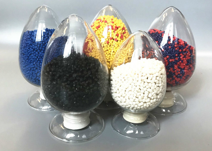 IEC 60332 Flame Retardant Polyvinyl Chloride Compound 70 Degree For Power Cables