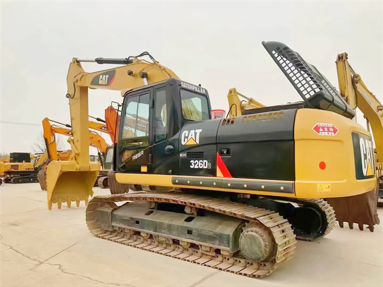 2019 Caterpillar Original Crawler Cat326d2 Excavator in Good Condition Made in Japan