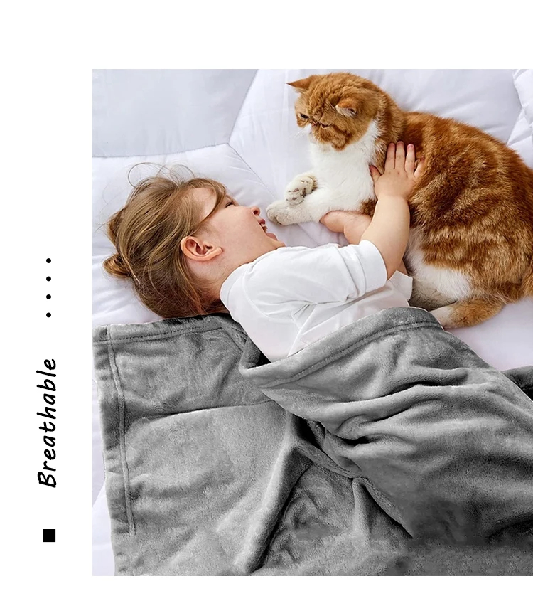 Super Soft Microfiber Flannel Blanket with European and American Style Construction