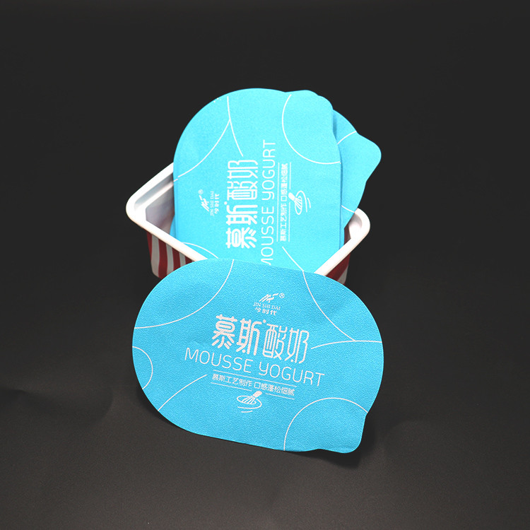 Sqare Embossing Yogurt Foil Lids Pearlized BOPP Film Recyclable Container Cover