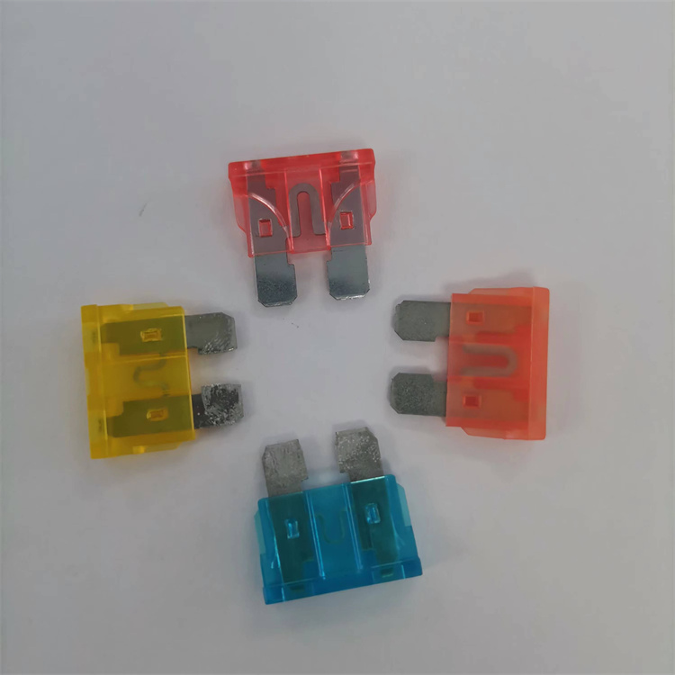 Dissmann 32VDC Automotive Blade Fuses ATC/ATO Fuse for Electric Mobility