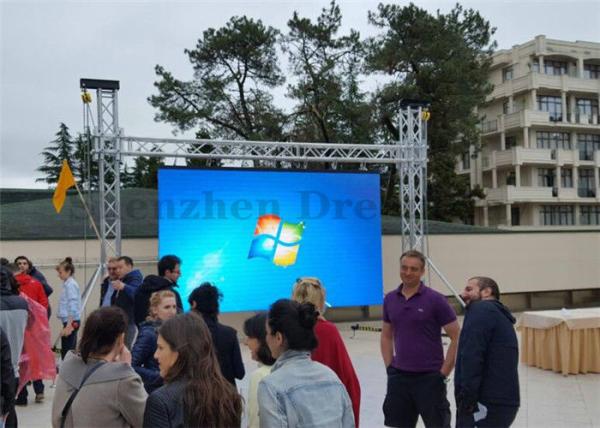 Easy Installation Outdoor LED Screen Rental 5000cd/m2 Brightness 2 Years