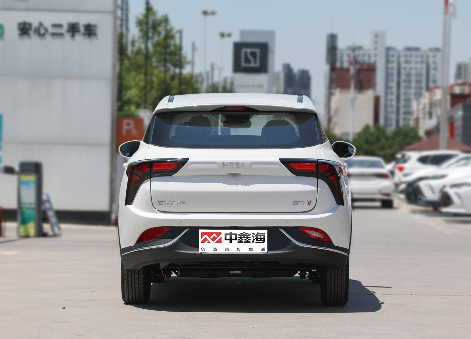 Promotion Low Price High Speed High-end Elec New Energy Electric Car Nezha V 2022 Tide 400 Pro
