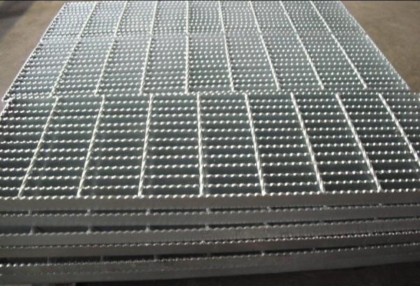 Buy cheap Hot Dipped 2mm Galvanized Steel Grating Drainage Channel 700mm from wholesalers