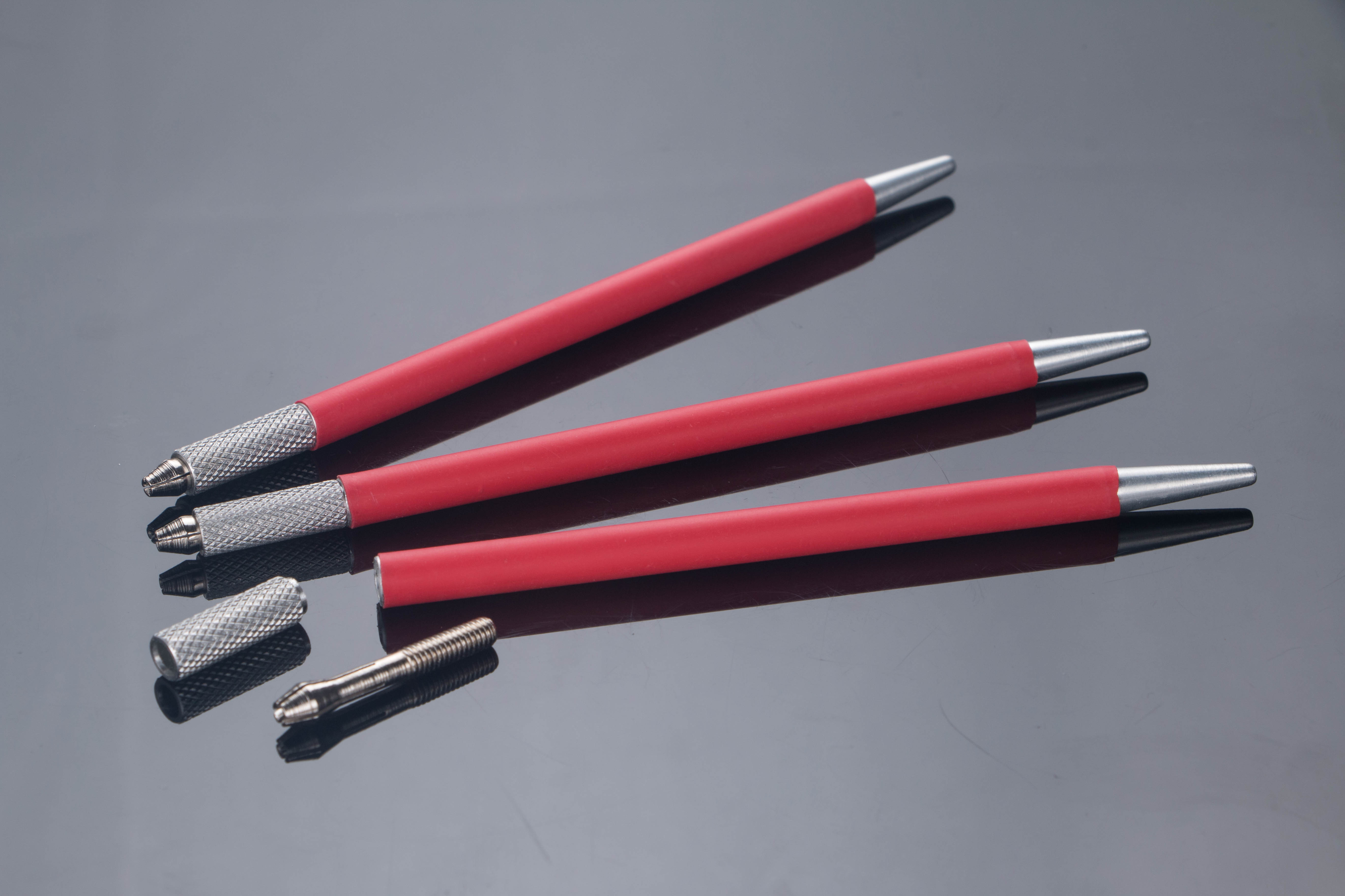 Eyebrow Lip Manual Tattoo Pen With Red Handpiece , Operate More Easily