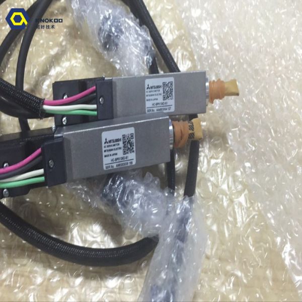SMT 40044533 HC-BP0136D-S1 T servo motor