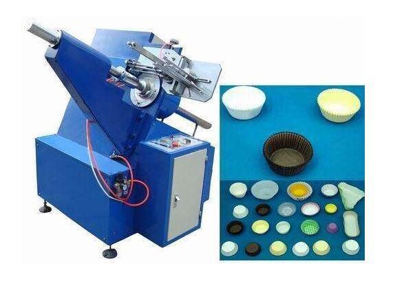 Buy cheap 500KG Cake Tray Forming Machine 1600×1140×1400mm 15-120g/M2 With Power 3KW from wholesalers