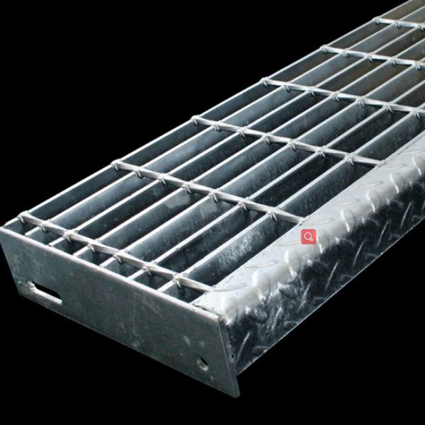 Buy cheap 1.5mm Hot Dipped Galvanized Checker Plate Nosing Stair Treads And Walkway from wholesalers