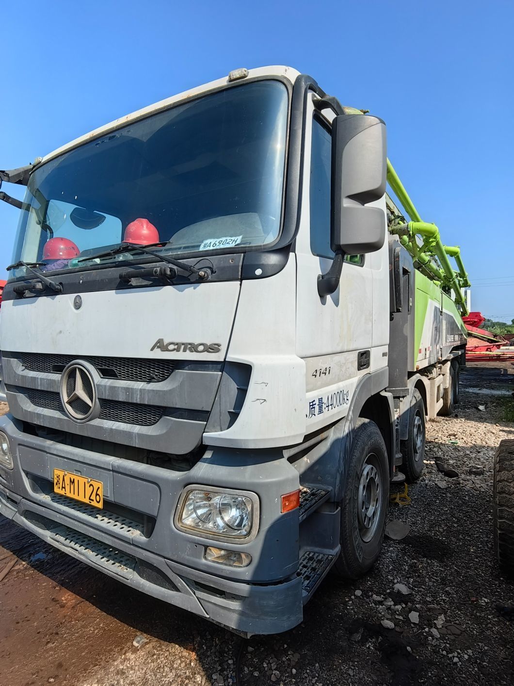 2019 Zoomlion Used Concrete Pump Truck 63m Concrete Boom Pump Heavy Equipment Mercedes Benz Chassis