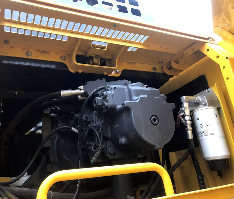40 Ton Good Used Komatsu PC400-7 Excavator with Original Hydraulic Valve and from Japan